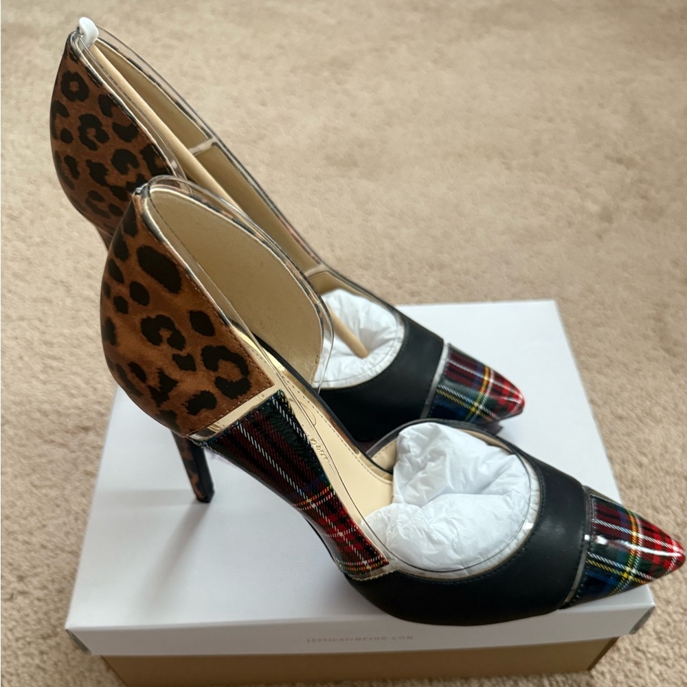 Jessica Simpson Pumps